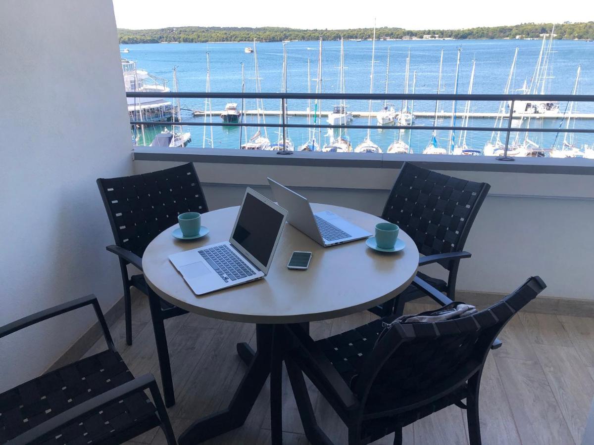 Pula Center Seaview Apartment Eksteriør bilde