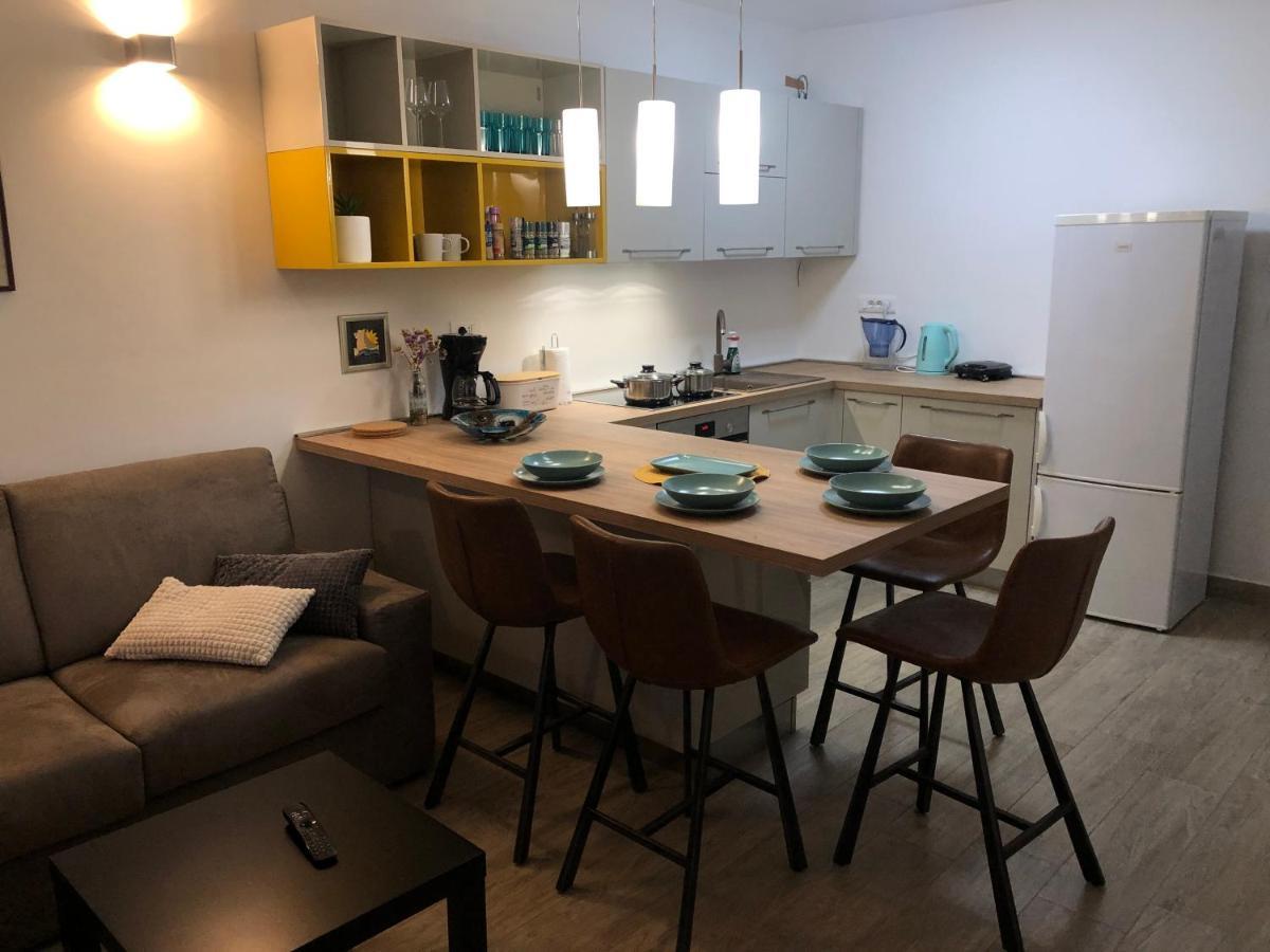 Pula Center Seaview Apartment Eksteriør bilde