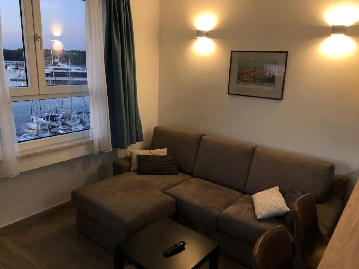 Pula Center Seaview Apartment Eksteriør bilde